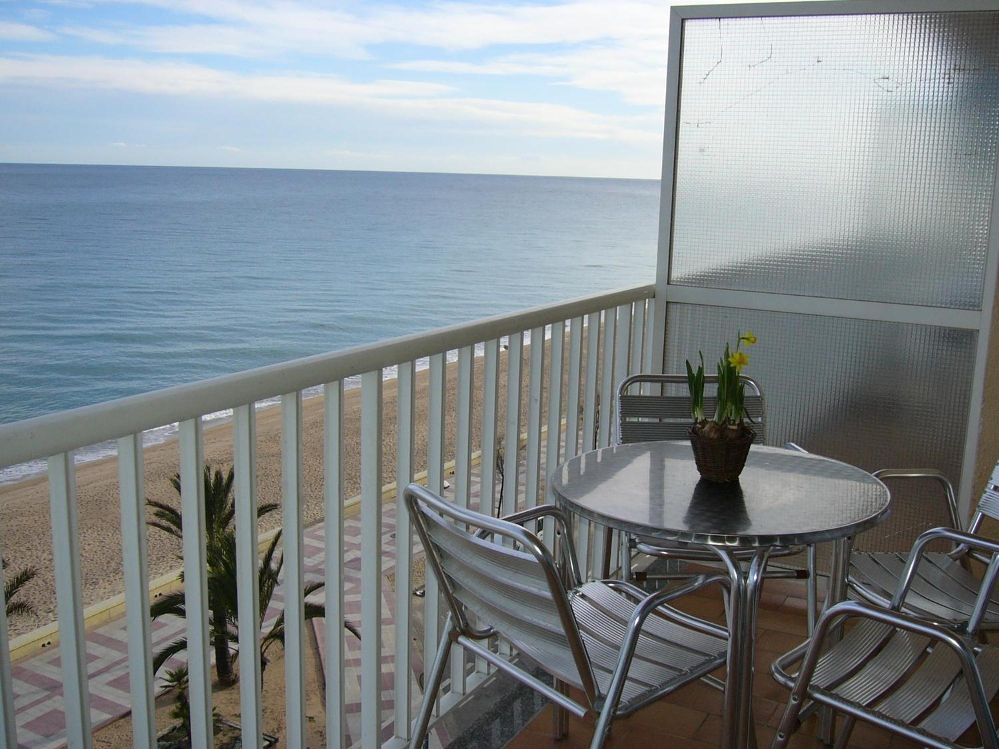 Apartaments El Sorrall Blanes Room photo